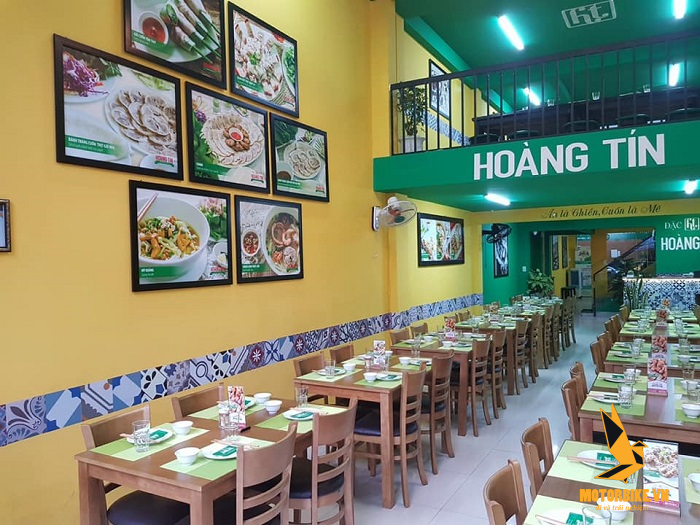 Địa chỉ ăn bánh tráng cuốn thịt heo gần sân bay Đà Nẵng - Quán Hoàng Tín