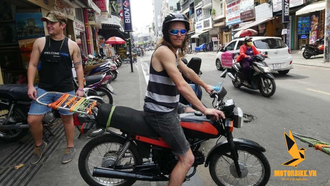 Thuê xe máy Moto drive tại Thanh Khê