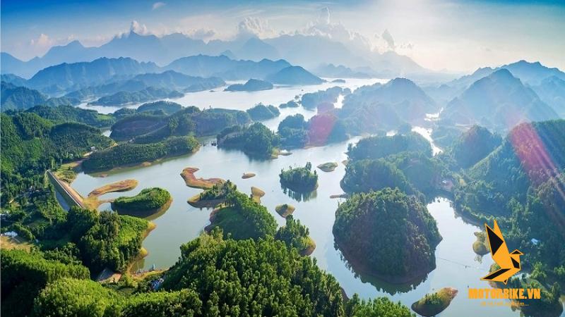 Quần thể Hồ Núi Cốc Thái Nguyên trù phú