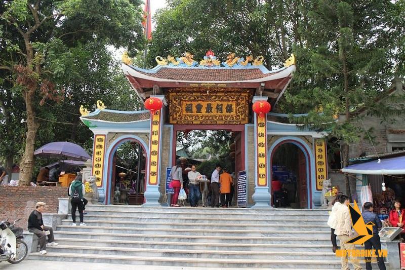 Đền Mẫu Sơn là thắng cảnh du lịch tâm linh rất nổi tiếng ở khu du lịch Sapa.