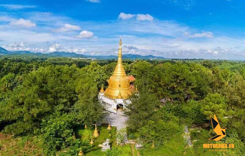 Ngôi chùa dát vàng đặc sắc ở Huế
