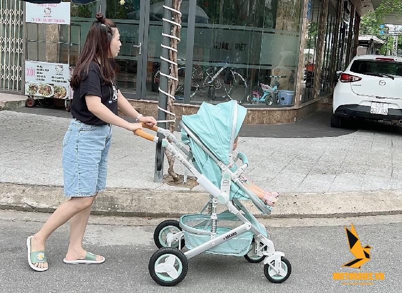 Cho thuê xe đẩy em bé tại Đà nẵng Hoàn Vũ 