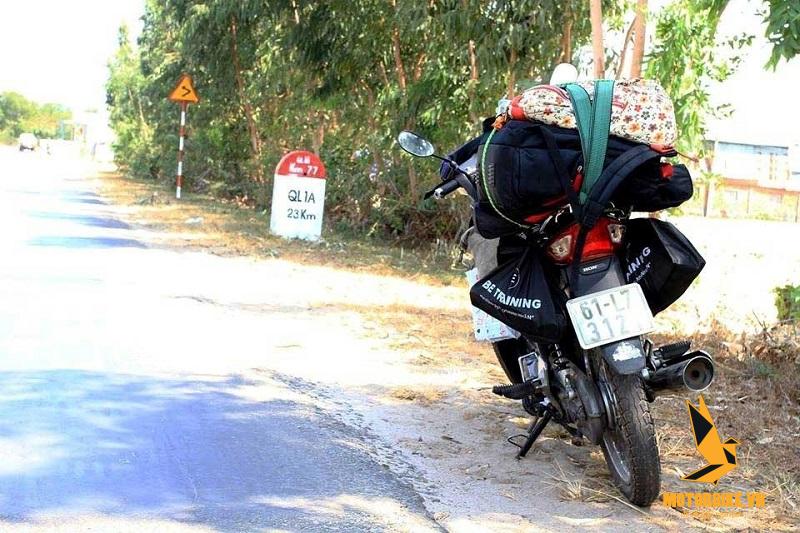 Phượng Nha Trang bằng xe máy 
