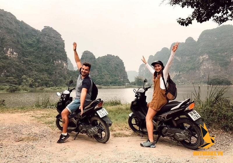 Du lịch Ninh Bình 2 ngày 1 đêm bằng xe máy 